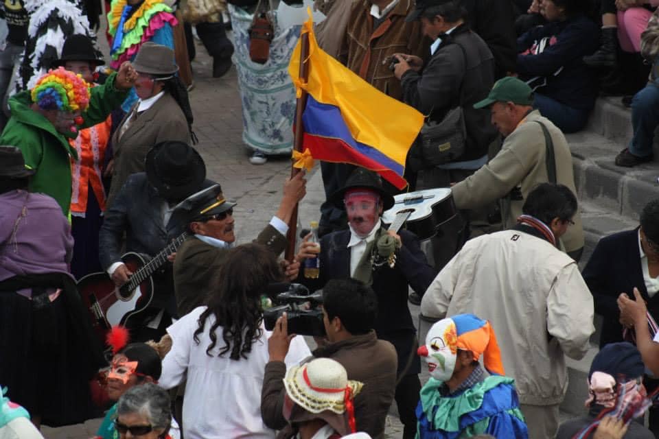 Varias son las expresiones culturales que se muestran en estas festividades locales.