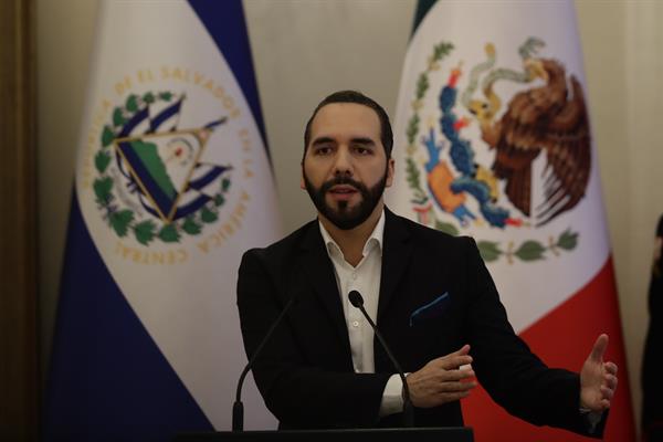 Postura. El presidente de El Salvador, Nayib Bukele, asegura que hay una gran oposición al combate a las maras.