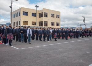 1450 estudiantes de escuelas municipales regresan a clases