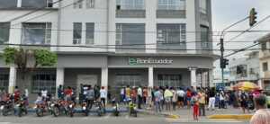 Emprendedores acceden a créditos del 1% de interés en BanEcuador