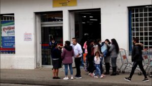 Visitas. Las nuevas medidas de movilidad en la ciudad disminuyen la afluencia de ecuatorianos a Ipiales. 
