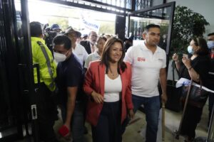 Jéssica Jaramillo inscribió su candidatura para la Alcaldía de Quito