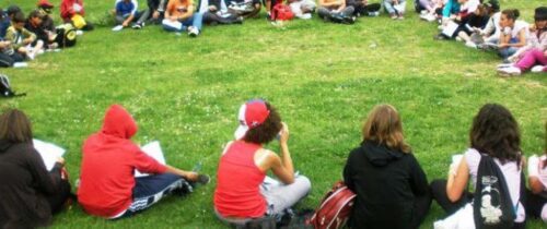Jóvenes cierran su mes con un campamento y concierto