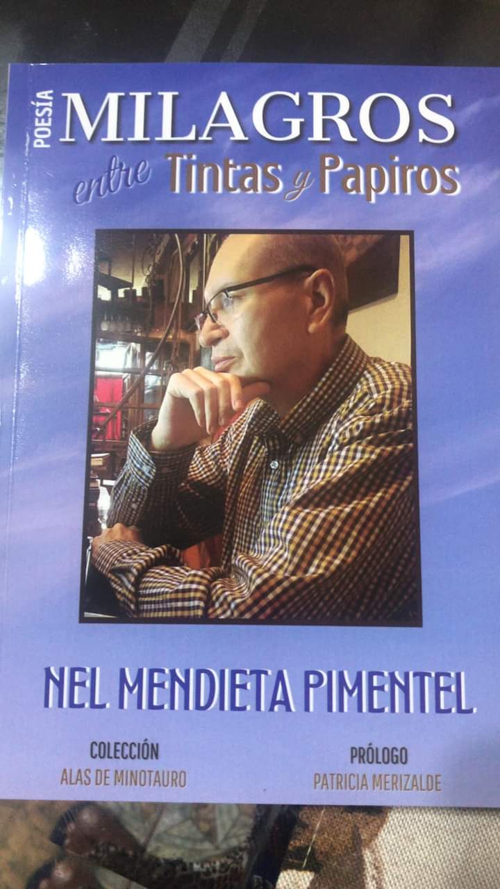 Lanzamiento del libro “Milagros entre tinta y Papiros”