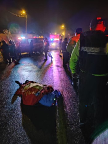 ACCIDENTE. Los restos de la víctima quedaron sobre la calzada, el causante escapó.