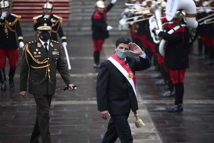 Fiscalía inicia una sexta investigación contra el Presidente de Perú