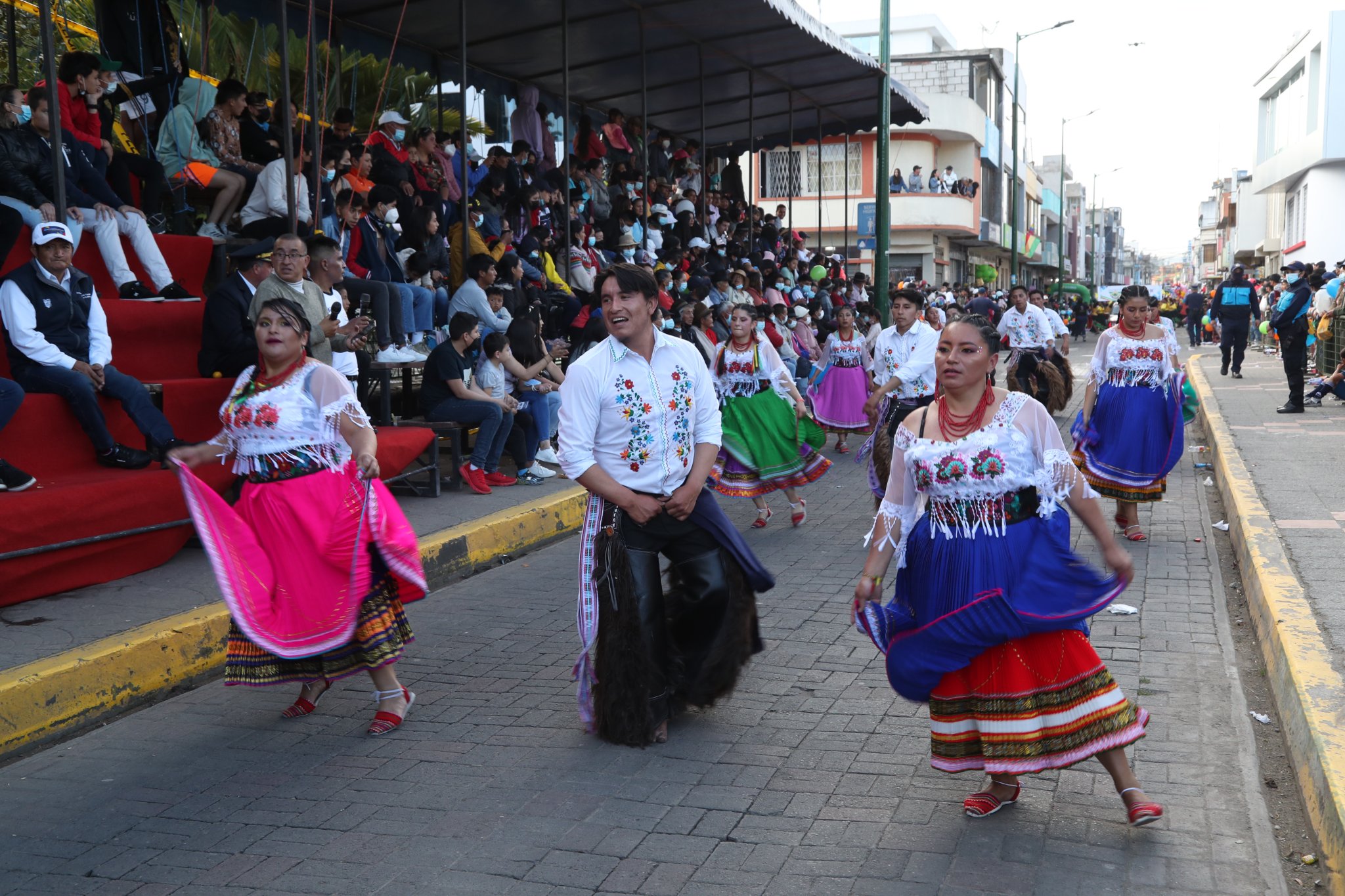 Desfile del folclor y la alegría este domingo en Píllaro