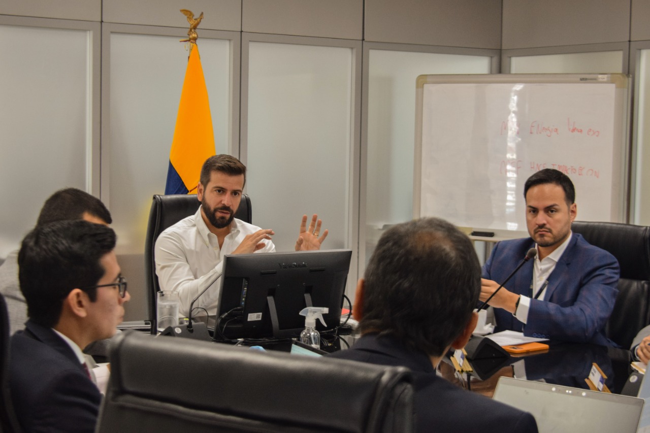 HECHO. El ministro de Economía. Pablo Arosemena, se reunió con calificadoras de crédito para evaluar la situación de Ecuador.