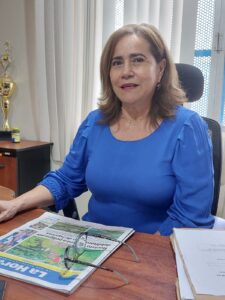 Consuelo Ramírez apoya la democracia de su pueblo