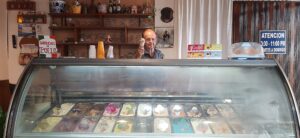 TipTop: más de 40 años brindando dulzura helada  a los esmeraldeños
