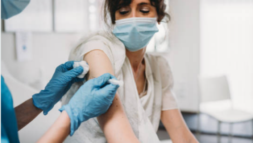 Minga de vacunación contra el covid en Ambato