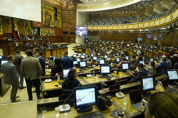 Asambleístas de Tungurahua no  cumplen sus ofertas de campaña