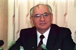 Adiós a Mijaíl Gorbachov, el hombre que acabó con la Guerra Fría