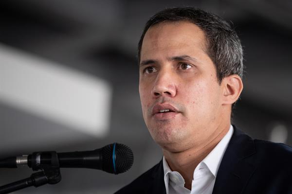 Oro venezolano en Inglaterra se mantendrá lejos de la «dictadura» de Maduro, afirma Guaidó