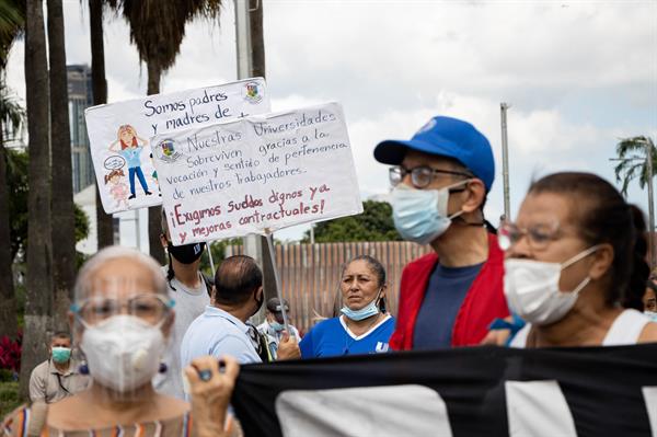 La oposición venezolana «respalda y acompaña» protestas gremiales en el país
