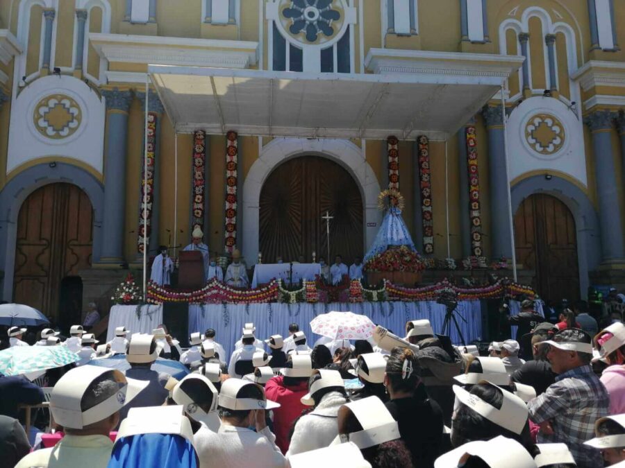 Concluyeron las fiestas en honor a la Virgen del Cisne con misa campal