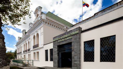 La extradición de criminales es una de las apuestas para la consulta popular