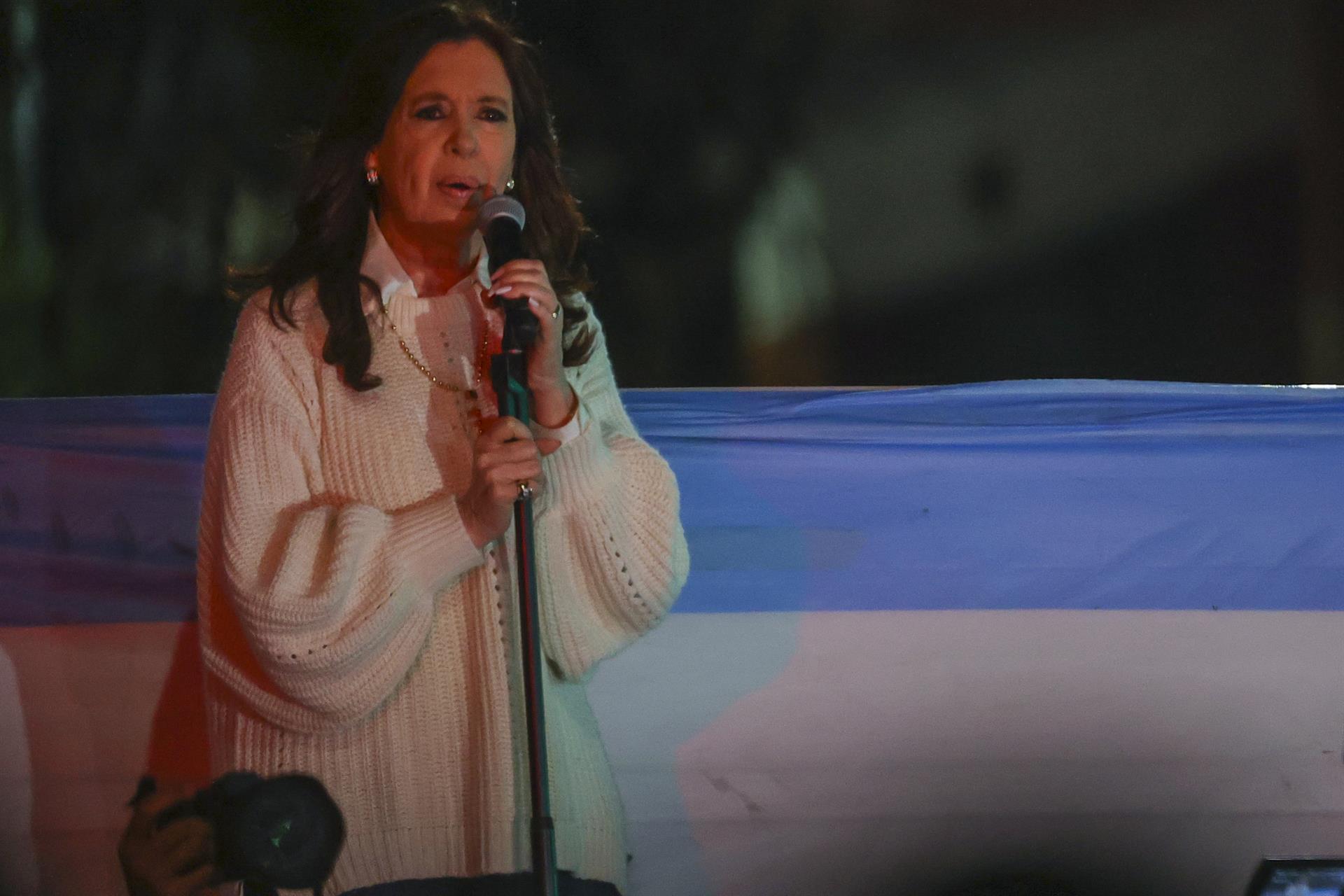 Cristina Fernández, amenazada de muerte tan solo once días después del intento de atentado