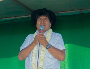 Evo Morales denuncia una «guerra sucia» contra su partido político tras el robo de su celular