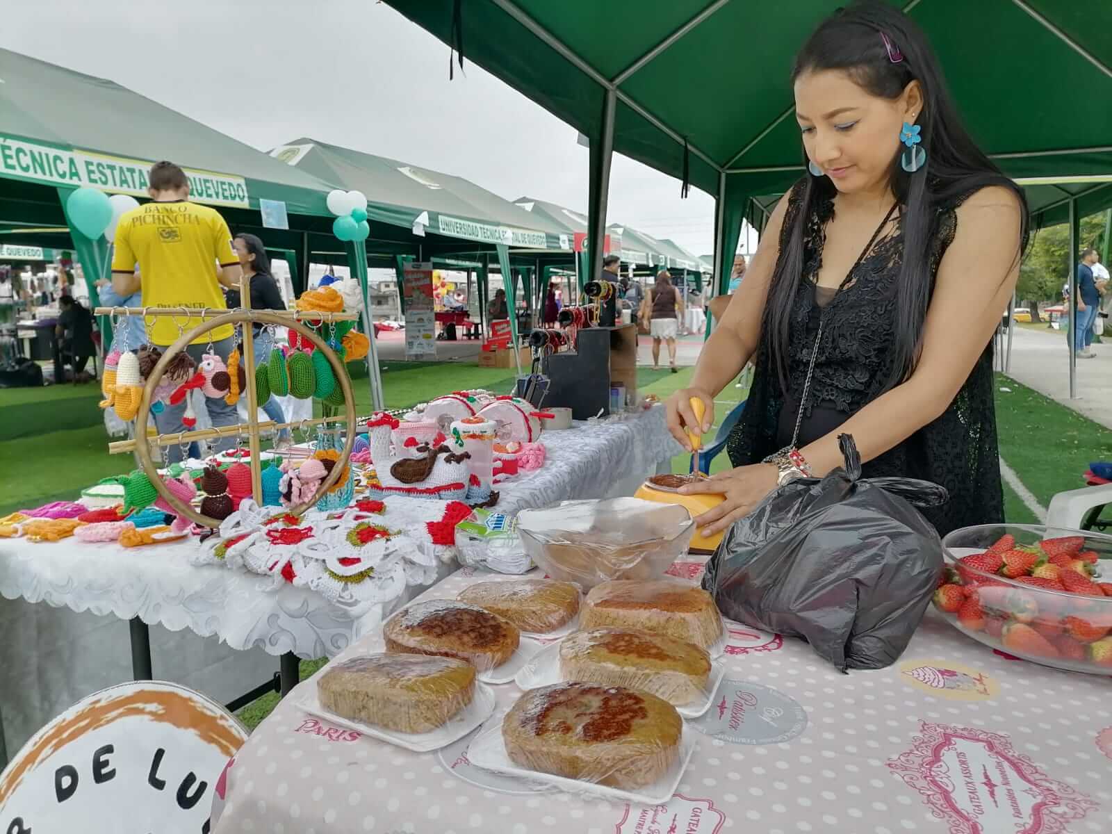 Feria ‘Quevedo Emprende’ tuvo acogida en el Parque La Familia