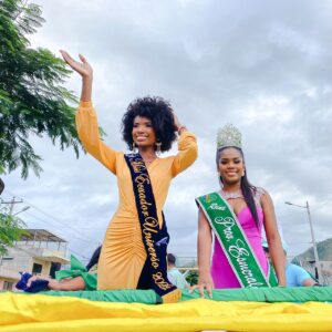 Miss Ecuador recibida entre aplausos por su gente esmeraldeña