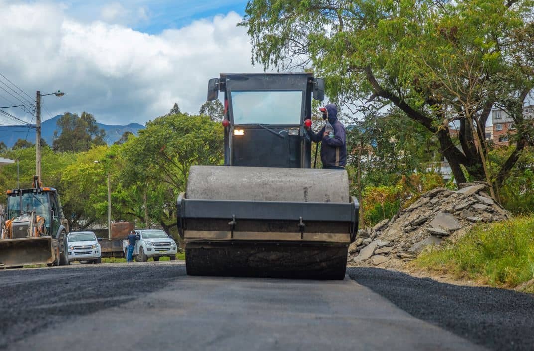 Maquinaria municipal con problemas, cumplió su vida útil