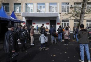 La Embajada de EE.UU. en Moscú llama a sus compatriotas a abandonar «de inmediato» Rusia