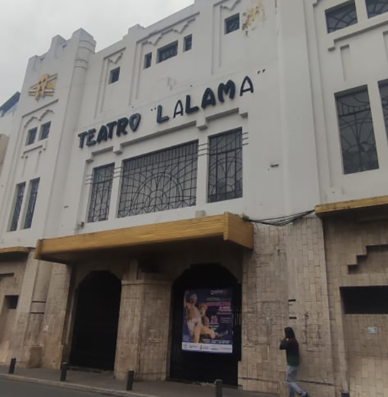 El teatro Lalama es el único habilitado para funciones y shows actualmente en Ambato.