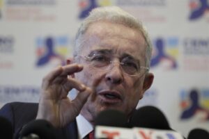 Álvaro Uribe y Leopoldo López: la única opción de los cubanos son las protestas pacíficas