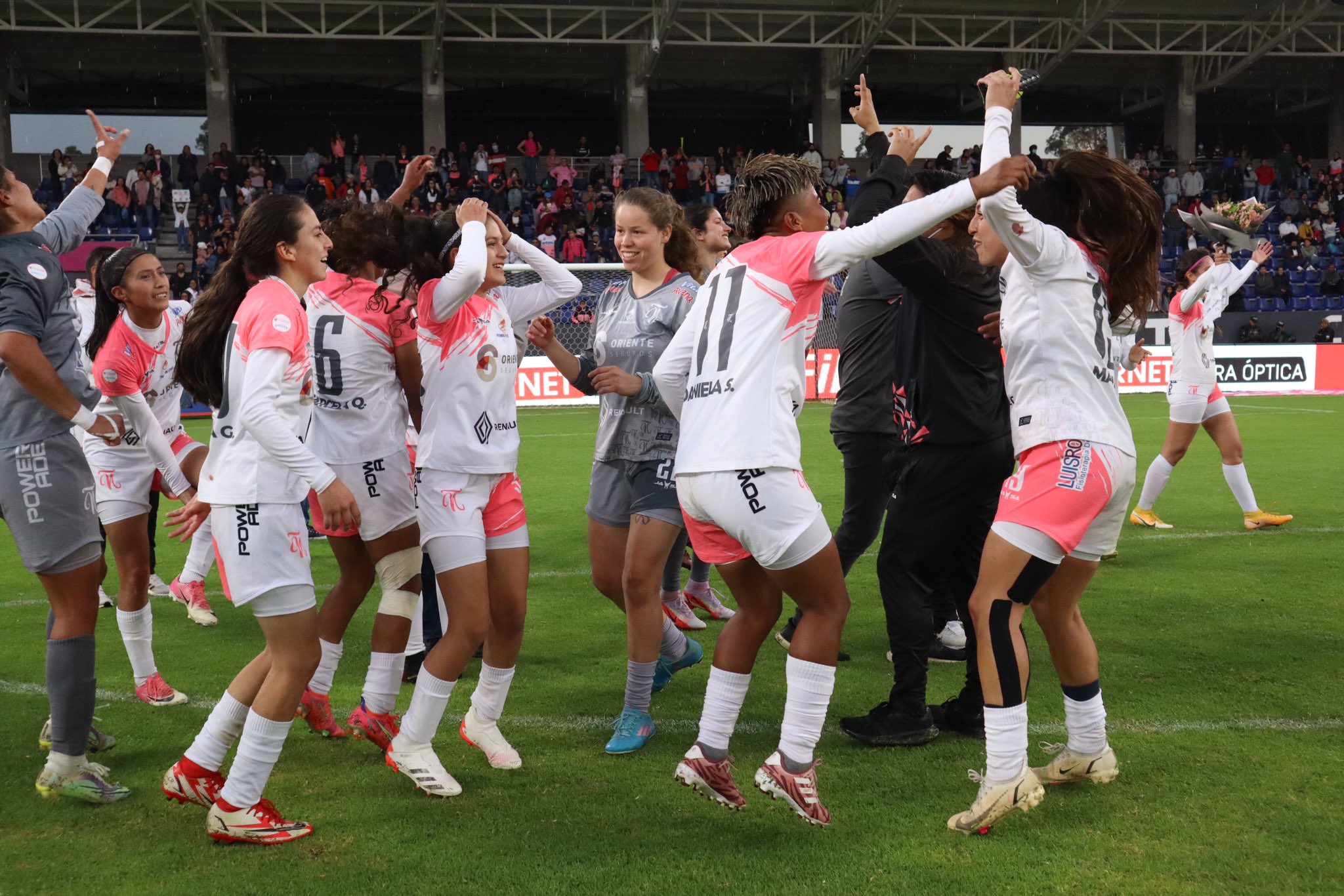 Ñañas son las campeonas del fútbol femenino en Ecuador