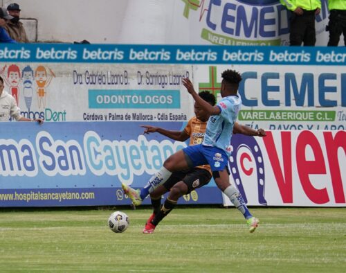 Macará derrota a 9 de Octubre y lucha por quedarse en la Serie A