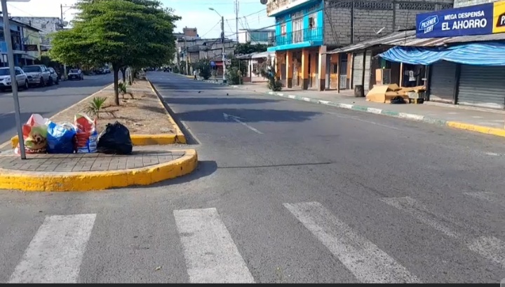 Casco céntrico lució desolado por amenazas de enfrentamientos durante sepelio