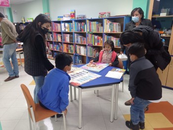 La Biblioteca Infantil ofrece su atención de lunes a viernes de 08:00 a 16:30.