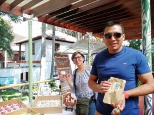 Feria de dulces tradicionales durante todo el feriado en Ambato