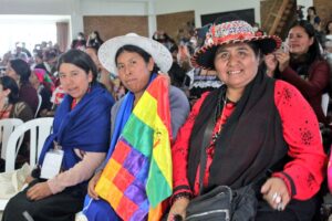 Mujeres indígenas de la región abordan en cumbre la violencia en su contra