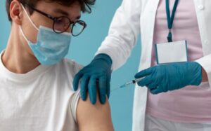 25 centros de salud hábiles en Tungurahua para vacunación