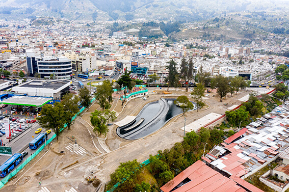 Los trabajos se ejecutan según lo planificado. La laguna será uno de los sitios más representativos de este espacio.