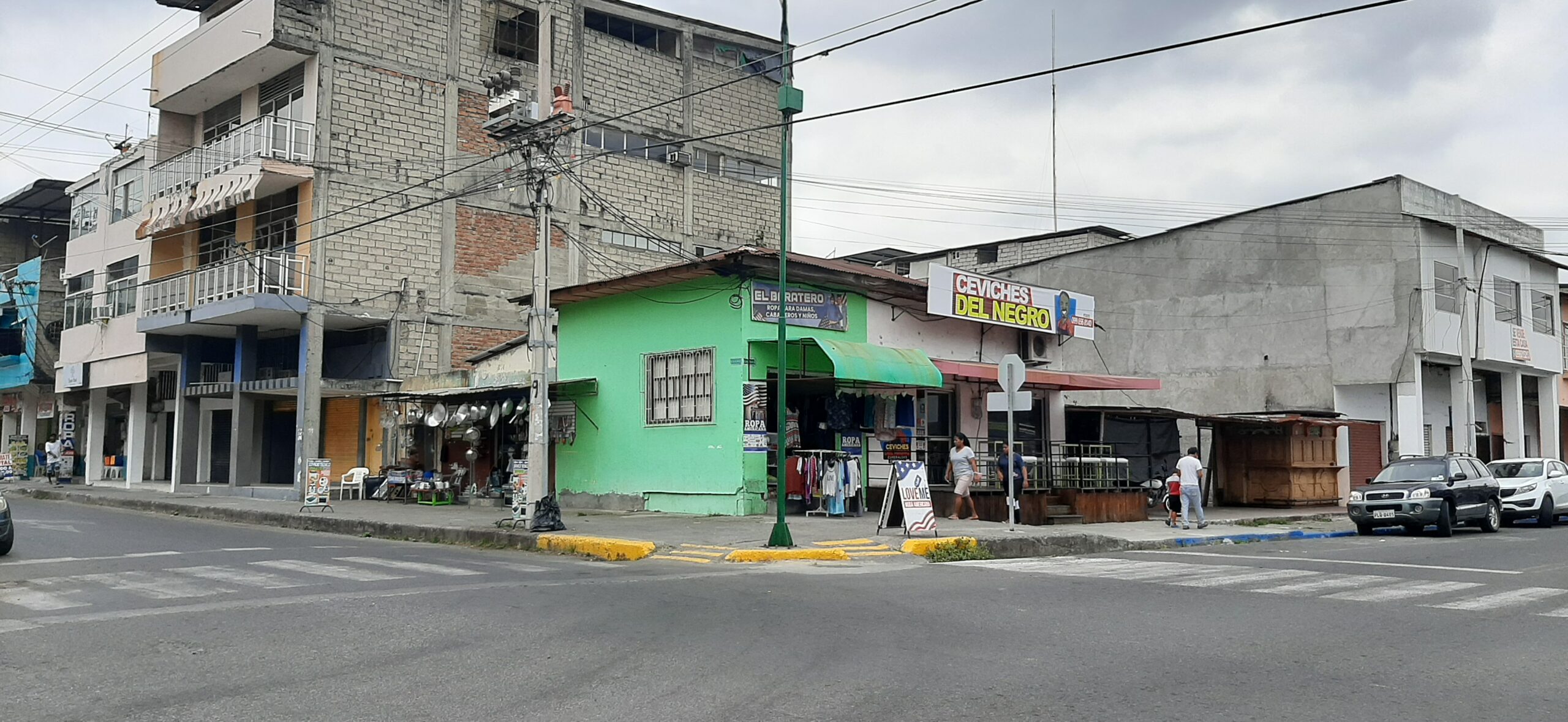 Asfaltado bajo condiciones para Esmeraldas