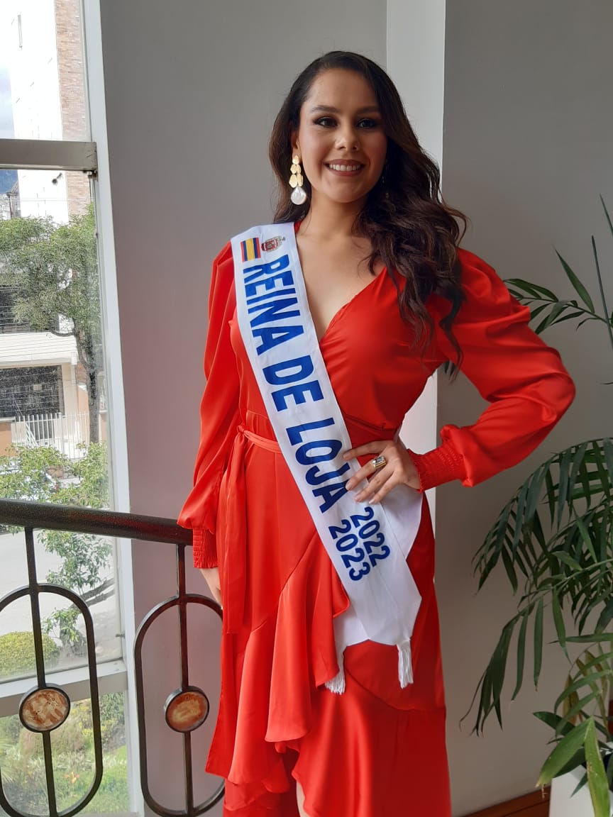 Perfil: Evelyn González, nueva Reina de Loja