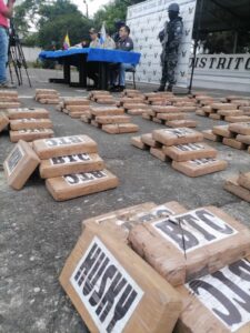 La Policía decomisa 868 paquetes de cocaína en Mocache