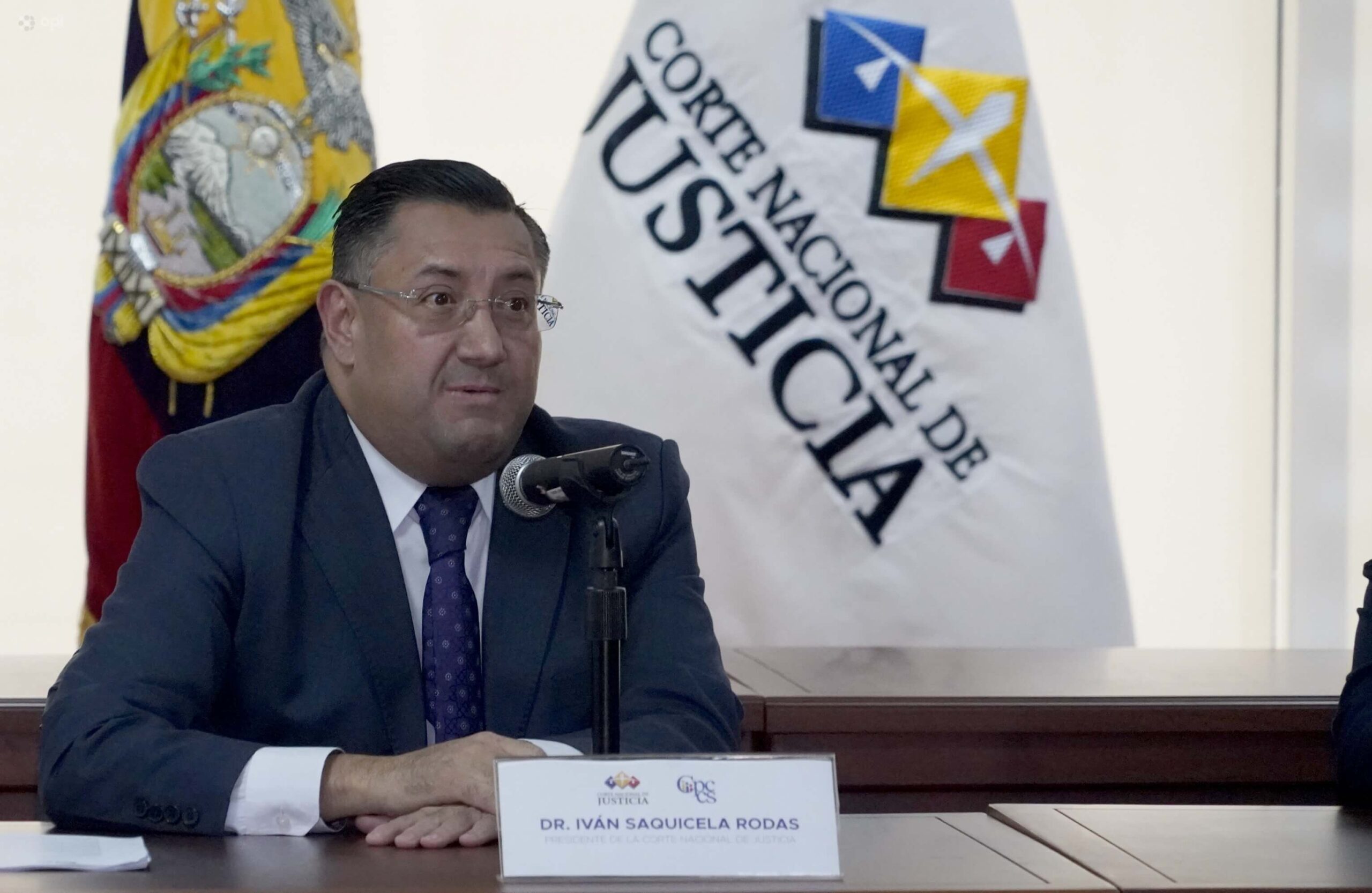El juez Iván Saquicela puso en riesgo su liderazgo en la Corte Nacional por dos acciones