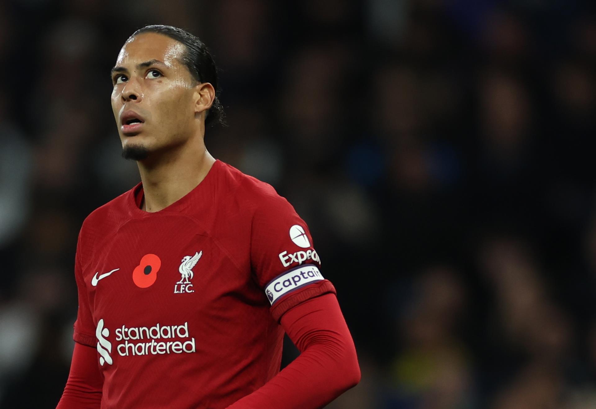 El juego de Virgil van Dijk es temido por los delanteros.