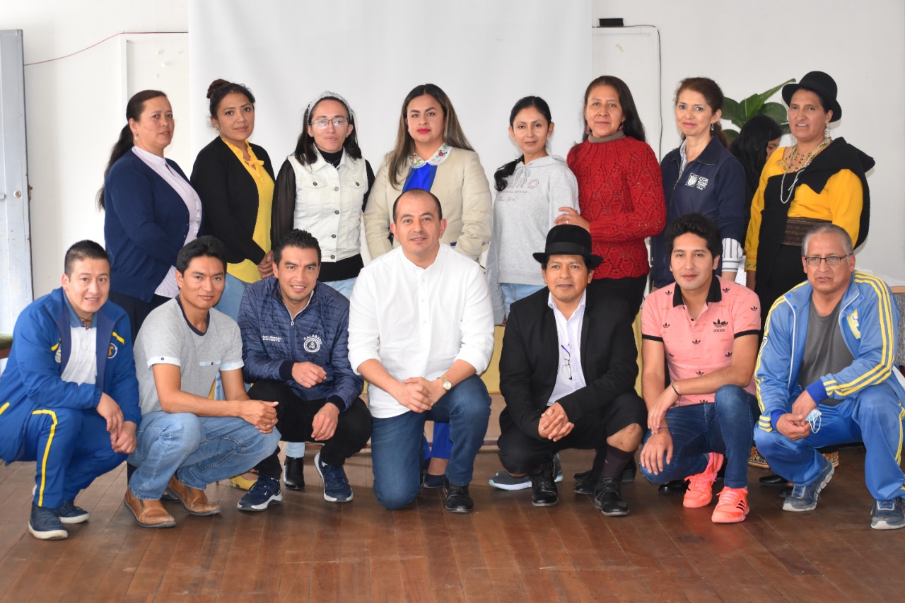 150 docentes formaron parte de la campaña ‘Loja lee’