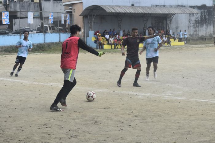Arrancó el fulbito en el polideportivo Caminos Vecinales