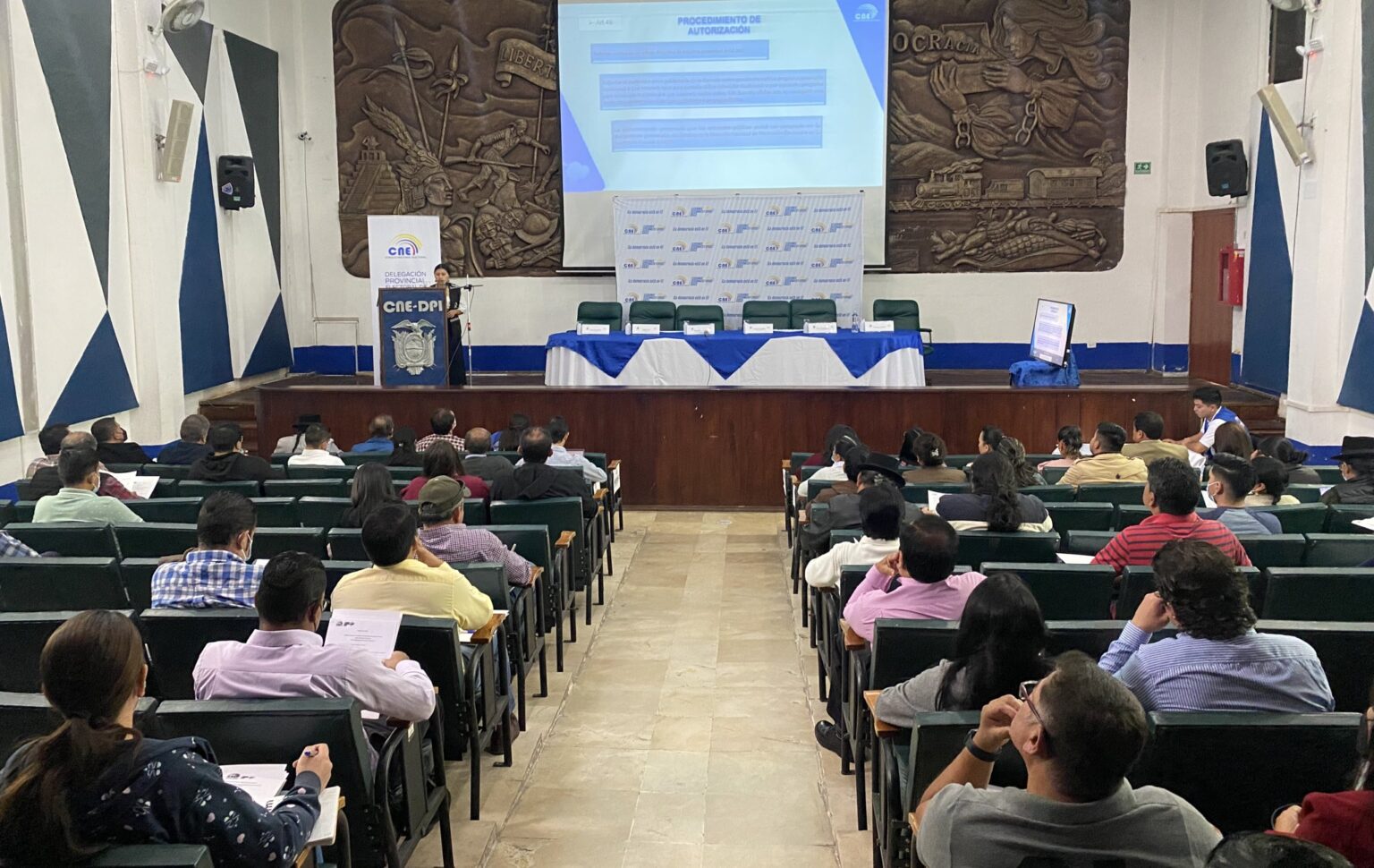 Debates serán obligatorios para candidatos a la Prefectura y las alcaldías de Ibarra y Otavalo