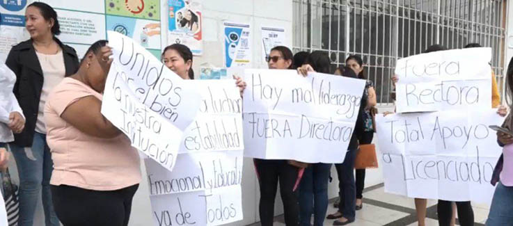 Piden cambio de rectora en la 9 de Octubre