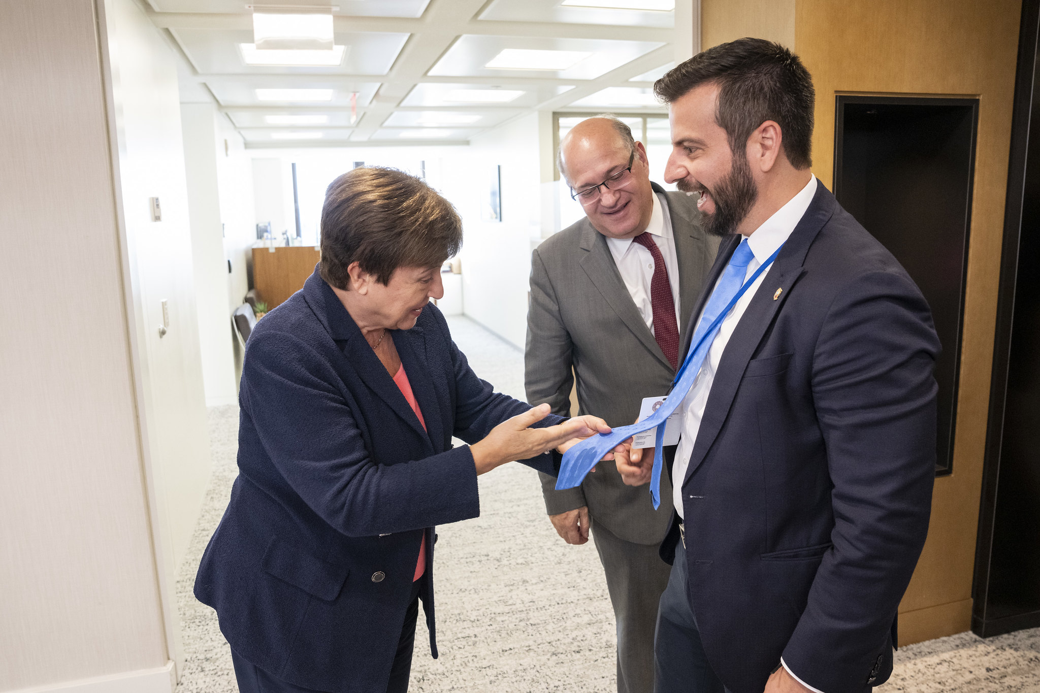Reunión. La directora del FMI, Kristalina Georgieva, y el ministro Pablo Arosemena, en octubre pasado.