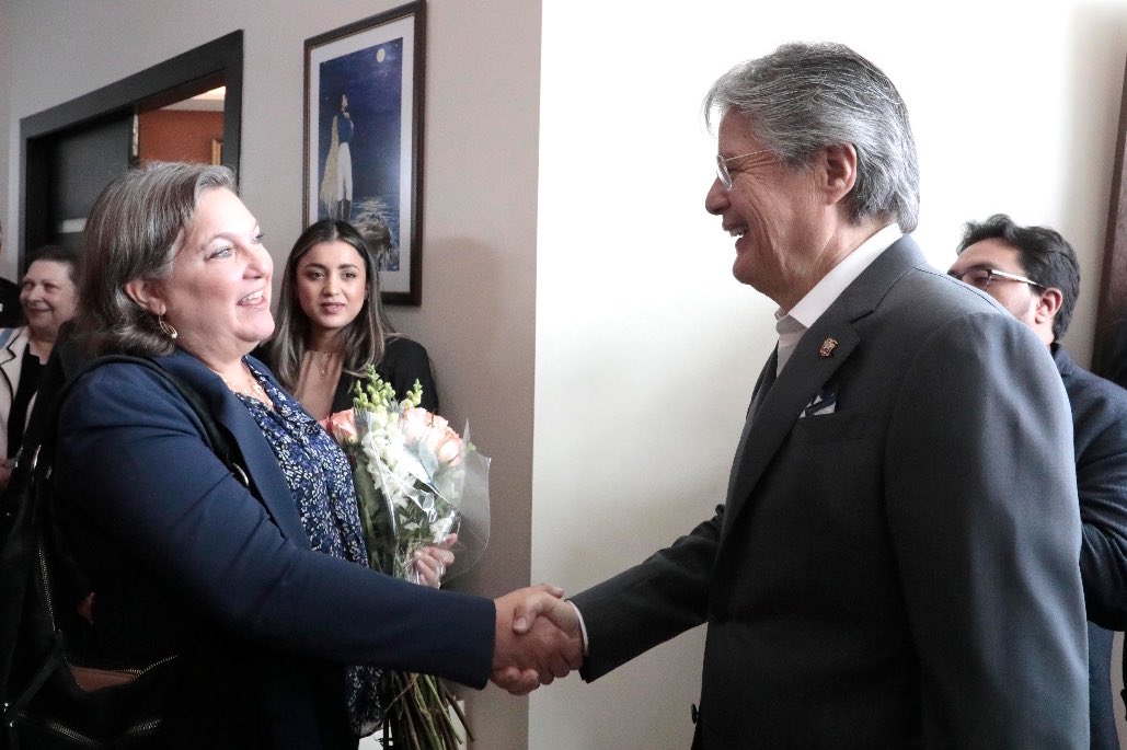 REUNIÓN. El presidente Guillermo Lasso y la subsecretaria de Asuntos Políticos de EE.UU., Victoria Nuland, en Quito, el 16 de noviembre de 2022.