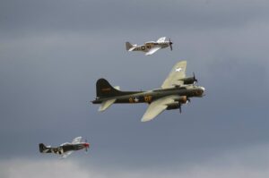 Dos aviones se estrellan en pleno vuelo durante una exhibición en Dallas