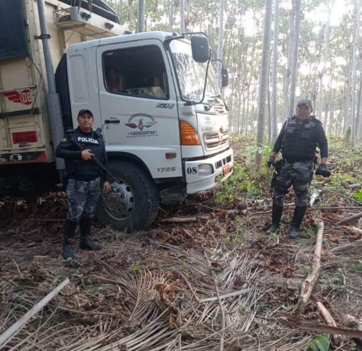 Gracias a la llamado al ECU -911 se logró la recuperación del vehículo, y en el mismo se localizó otro vehículo.